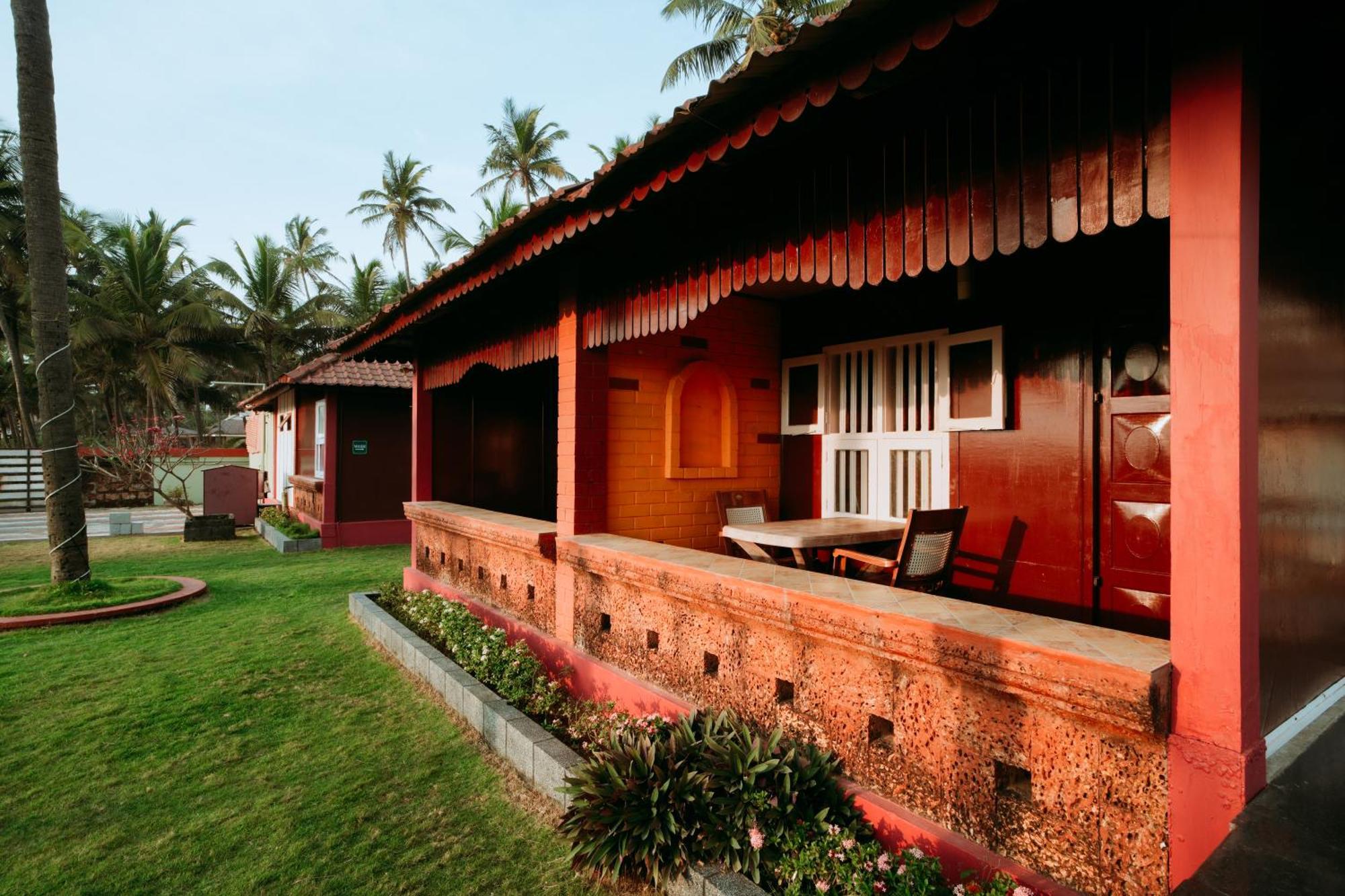 Asokam Beach Resort Каннур Экстерьер фото